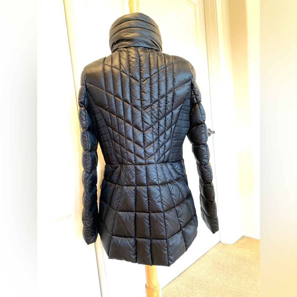 Bernardo women’s down jacket, size medium.